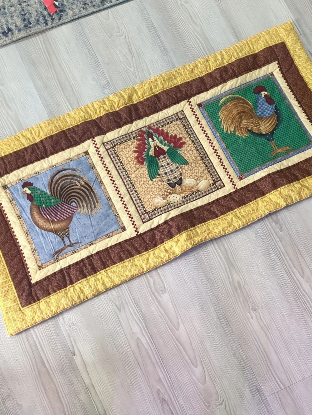 Handmade Rooster Quilt Wall Hanging Country Farmhouse Kitchen Table Runner Decor
